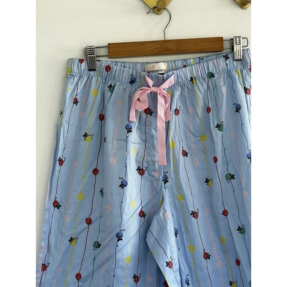 New Peter Alexander 3/4 Pajama Pants Size Medium Cats Kittens Ball of Yarn Crop - Picture 3 of 10
